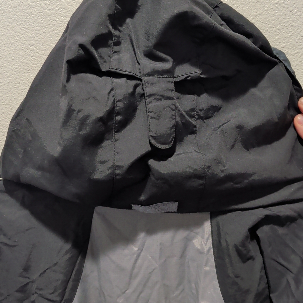 Helly Hansen Black and Gray Jacket - Picture 7 of 8